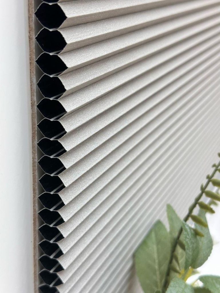 Honeycomb ve plise perde aynı mı? - Kapak Görseli